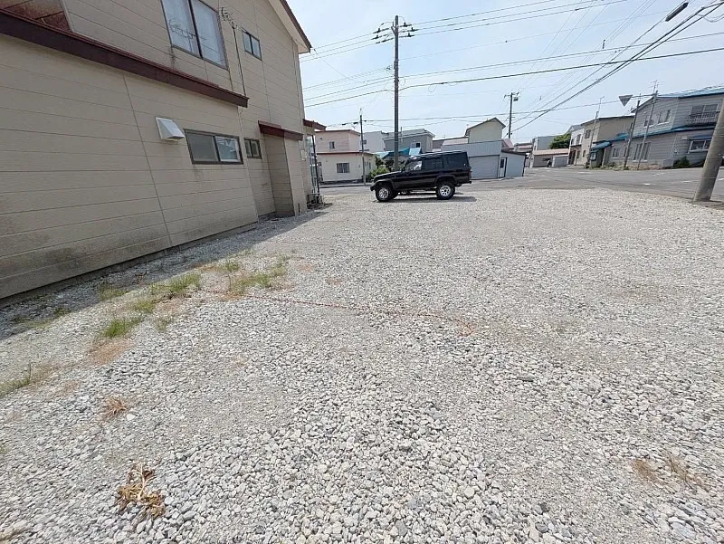 日乃出町9番2号月極駐車場
