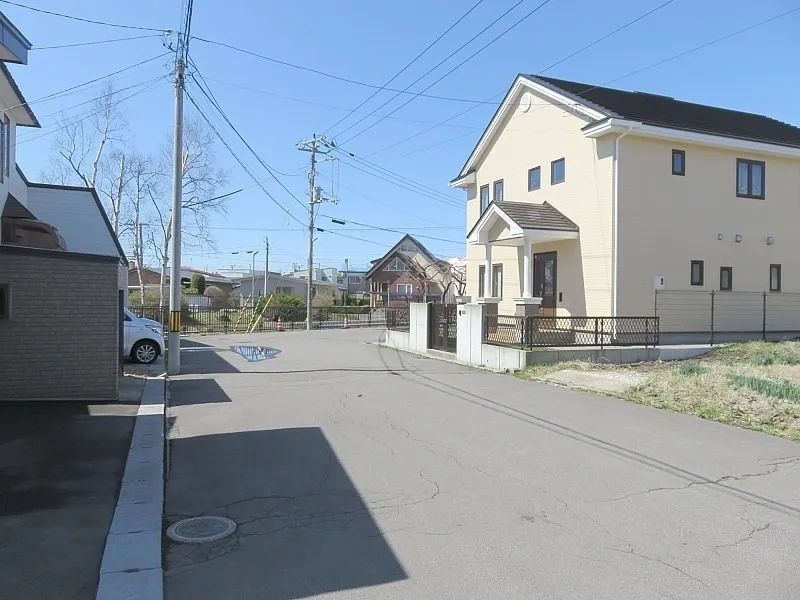 本通3丁目南東向きの整形地