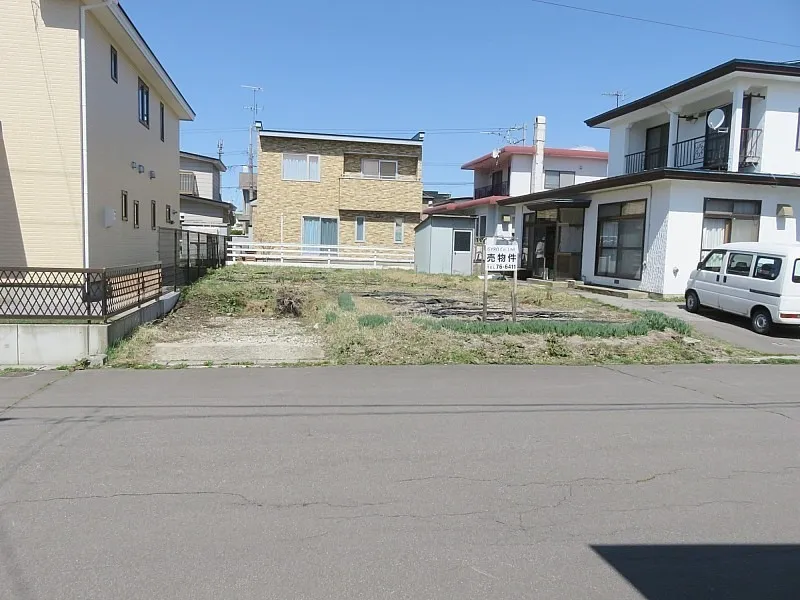 本通3丁目南東向きの整形地