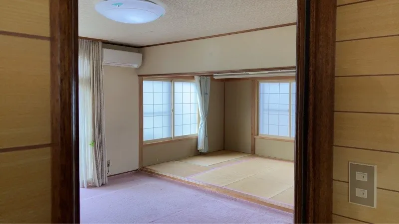 西旭岡3丁目9番一戸建